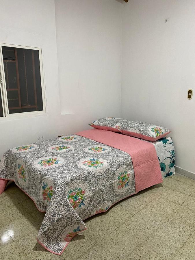 Hostel Kumho Alojamiento Medellín Dış mekan fotoğraf