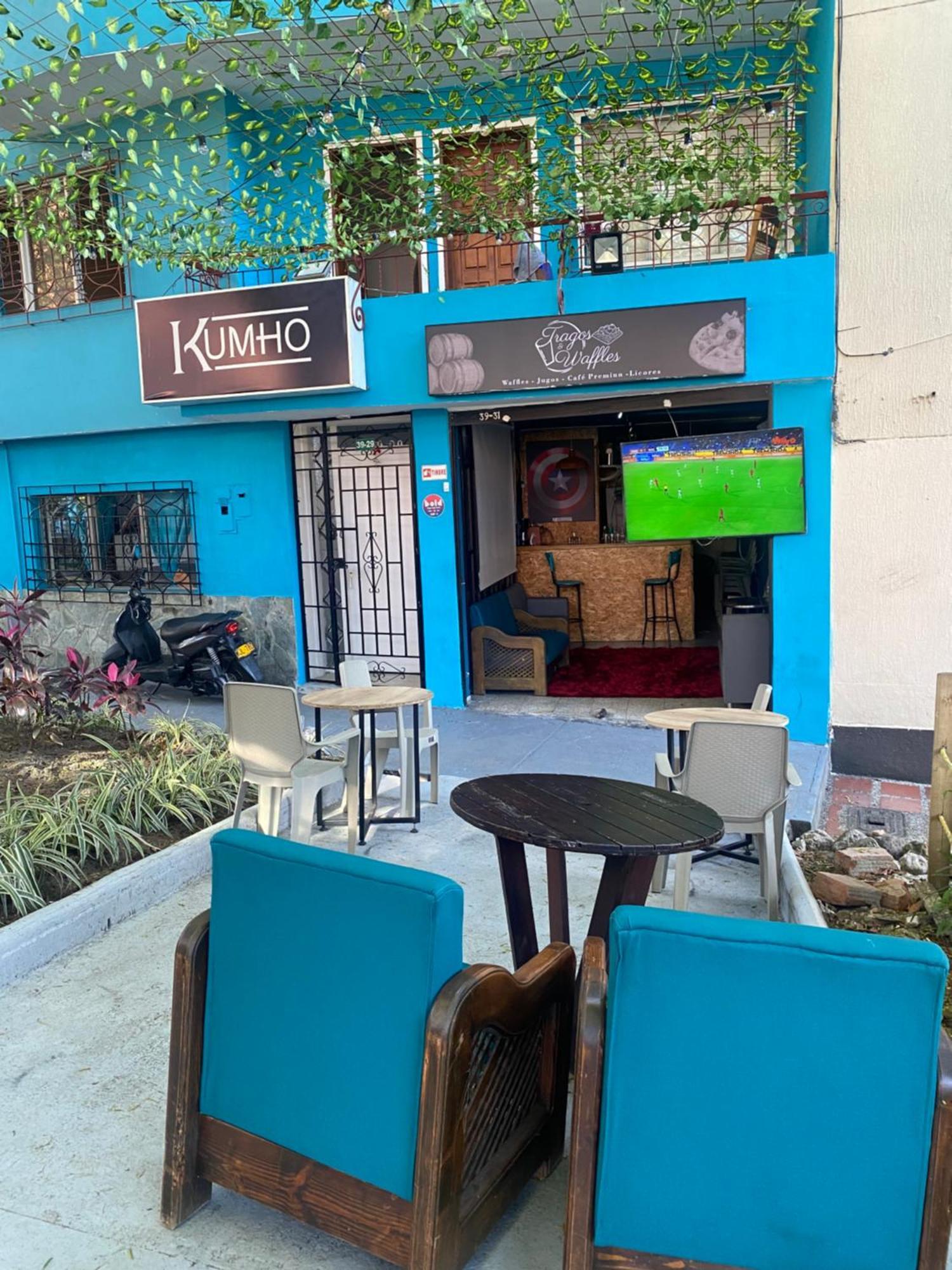 Hostel Kumho Alojamiento Medellín Dış mekan fotoğraf